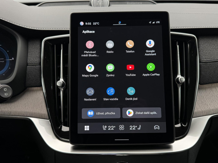 Volvo XC90 T8 AWD RECHARGE ULTIMATE CZ