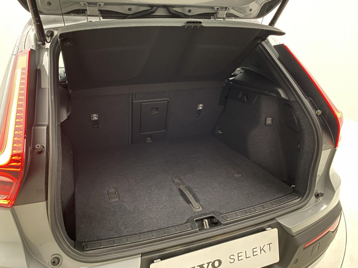 Volvo XC40 B4 CORE AUT 1.maj