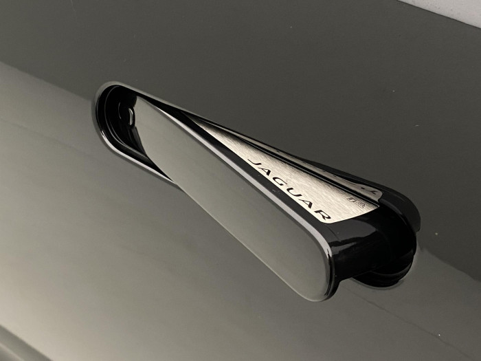 Jaguar F-Type P450 CABRIOLET 75 REZERVACE