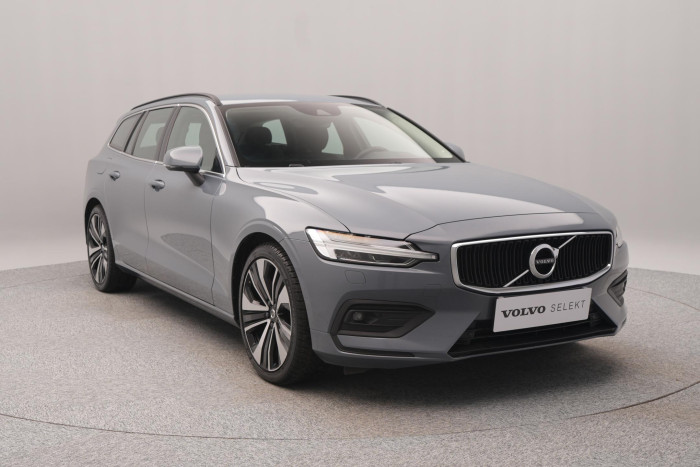 Volvo V60 B4 MOMENTUM PRO AUT CZ 1.maj. 2.0 Momentum