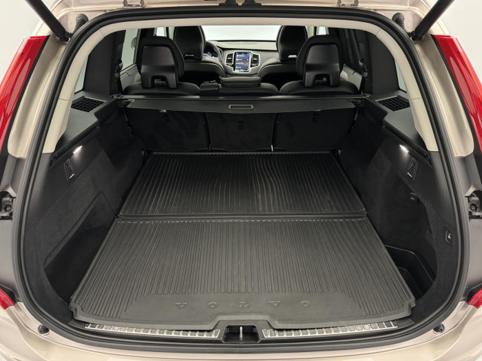 Volvo XC90 B5 AWD PLUS BRIGHT PANORAMA