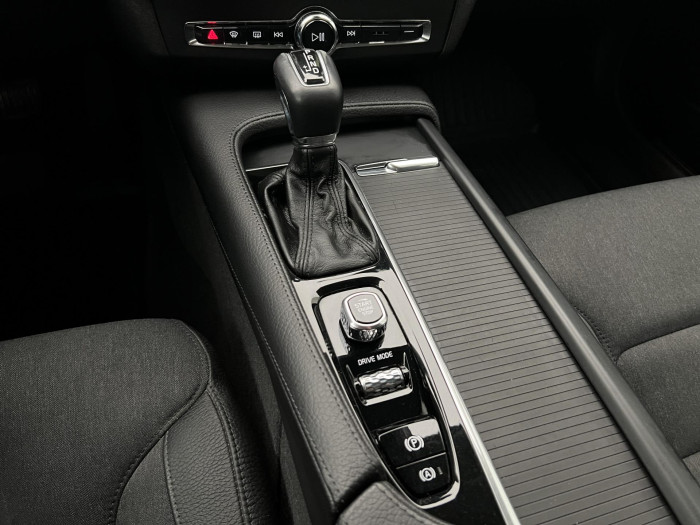 Volvo S90 T4 MOMENTUM AUT 2.0 Momentum