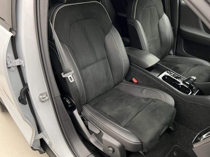Volvo XC40 T5 RECHARGE R-DESIGN AUT