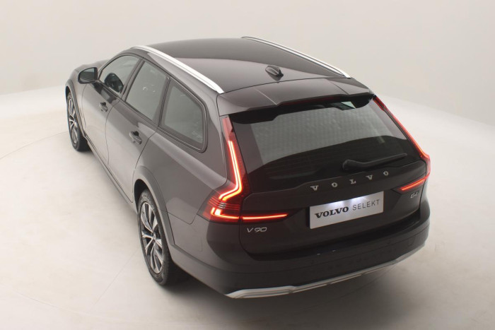 Volvo V90 CC B4 AWD PLUS AUT