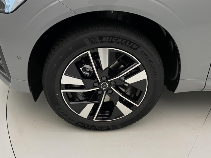 Volvo XC60 B5 AWD AUT DARK PLUS