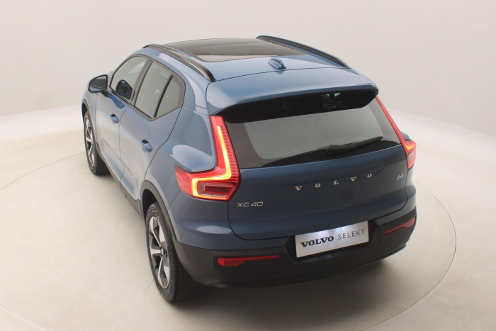 Volvo XC40 B4 ULTIMATE DARK AUT CZ