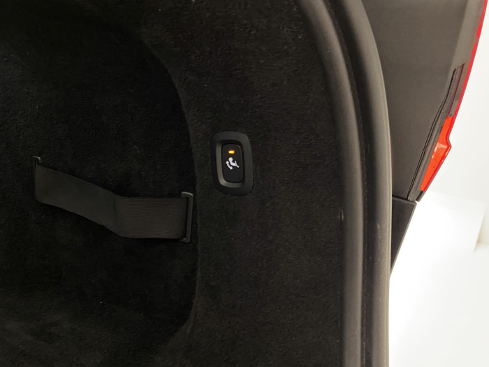 Volvo V90 T6 AWD PLUG-IN DARK PLUS AUT