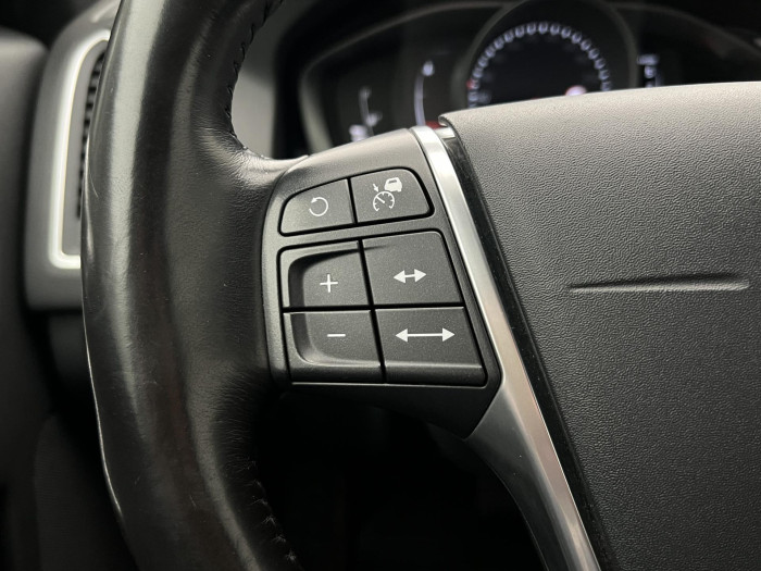 Volvo XC60 D4 AWD MOMENTUM AUT 2.4 d Momentum