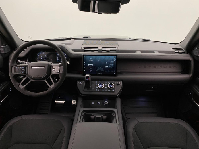 Land Rover Defender 110 V8 P525 AWD AUT REZERVACE 5.0 V8