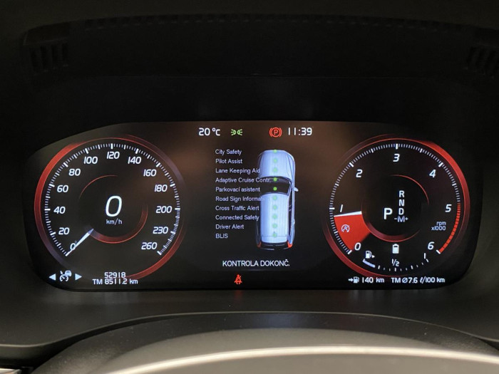 Volvo XC60 B4 AWD R-DESIGN AUT