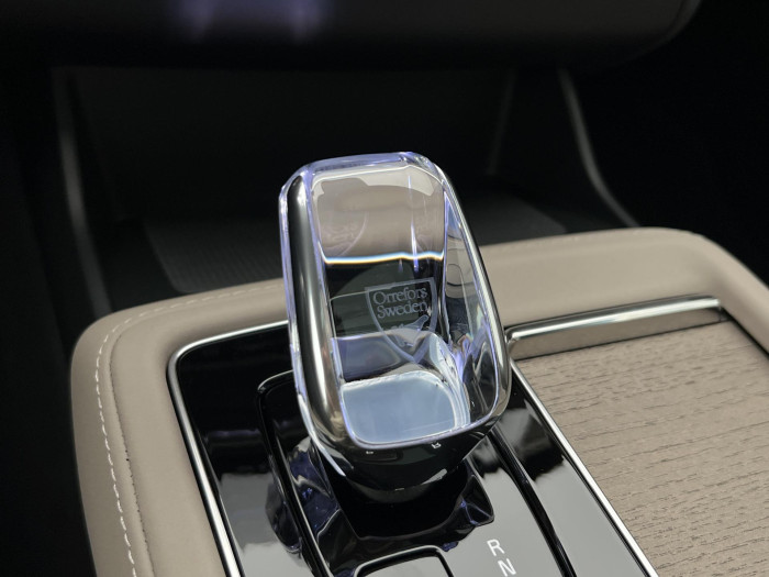 Volvo XC90 B5 AWD DARK ULTRA AUT