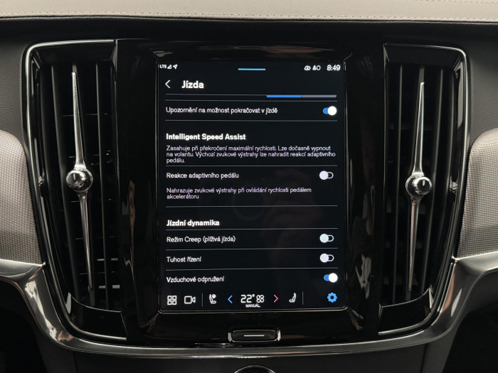 Volvo V90 T8 AWD RECHARGE REZERVACE