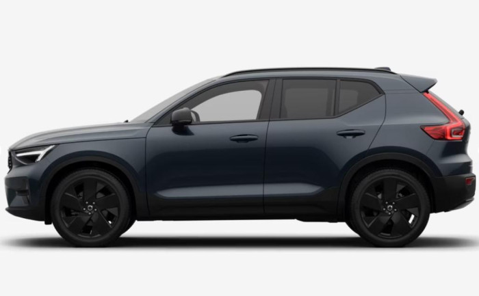 Volvo XC40 B3 AUT PLUS BLACK EDITION