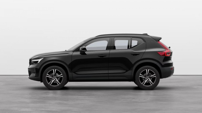 Volvo XC40 B3 AUT DARK PLUS