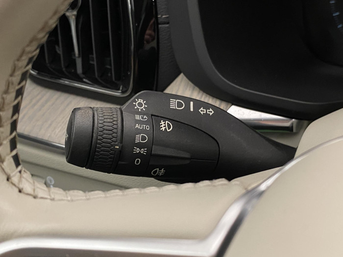 Volvo XC60 T6 AWD INSCRIPTION CZ AUT