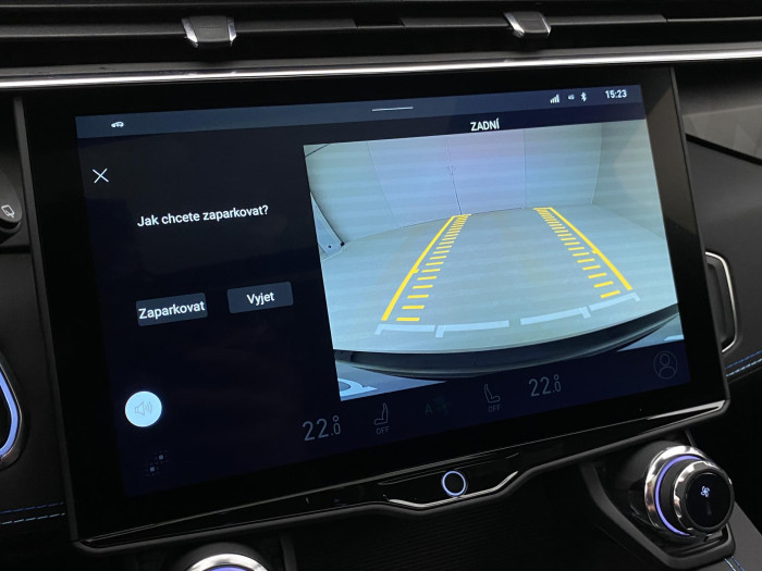 Lynk & Co 01 PHEV DCT AUT 1.maj