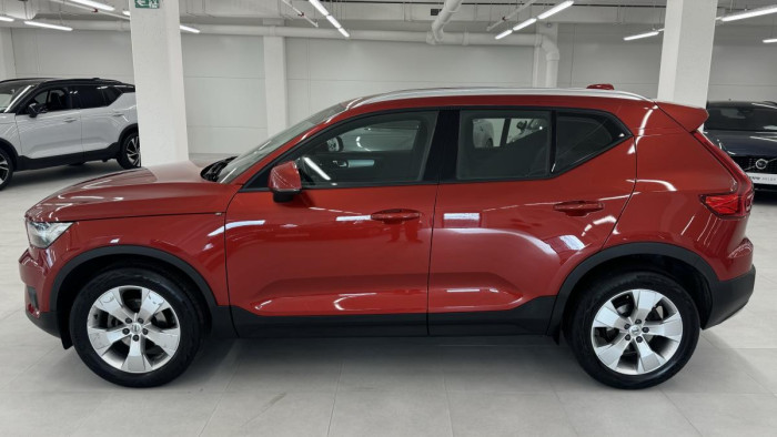 Volvo XC40 T3 MOMENTUM AUT REZERVACE 1.5 Momentum
