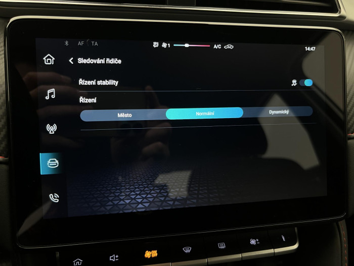 MG ZS 1.5 ESSENTIAL PLUS CZ 1.maj.