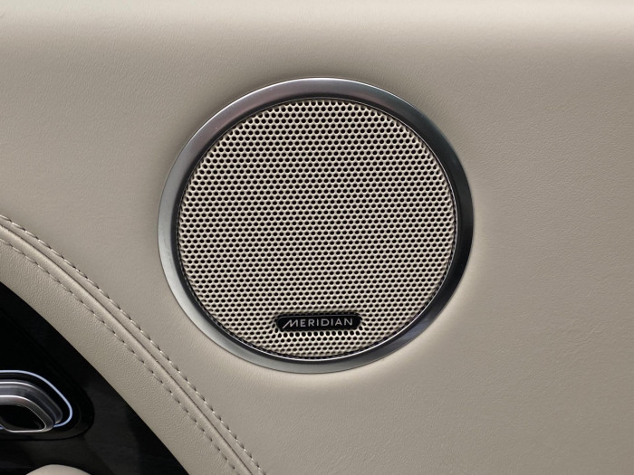 Land Rover Range Rover P525 AUTOBIOGRAPHY REZERVACE