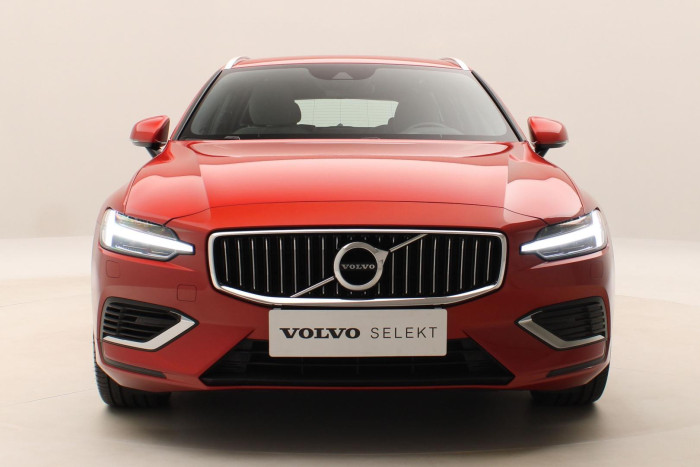 Volvo V60 T8 AWD INSCRIPTION AUT 1.maj