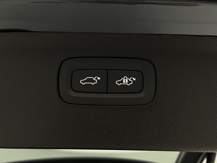Volvo XC90 T8 AWD RECHARGE BRIGHT PLUS