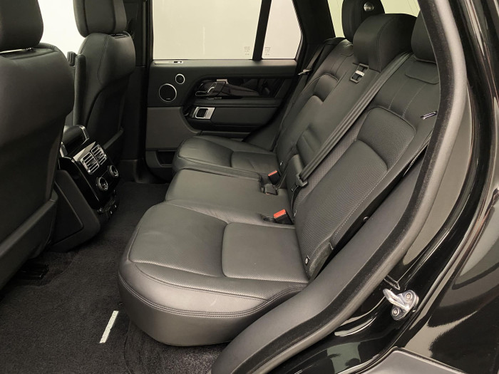 Land Rover Range Rover SDV6 AWD VOGUE REZERVACE