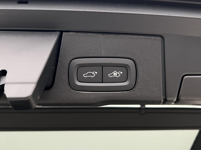 Volvo XC60 T8 AWD AUT RECHARGE BLACK PLUS