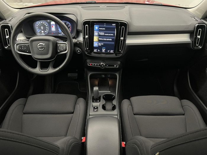 Volvo XC40 T2 MOMENTUM AUT 1.maj. 1.5 Momentum