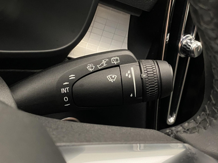Volvo XC40 B4 CORE AUT 1.maj