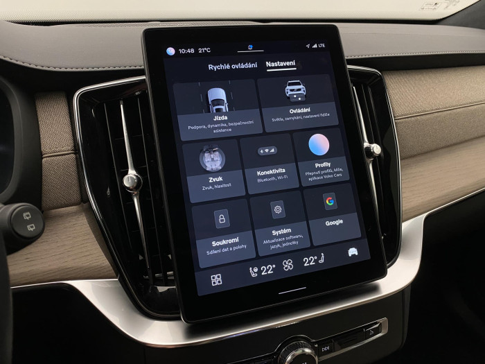 Volvo XC90 T8 AWD RECHARGE DARK ULTRA 7