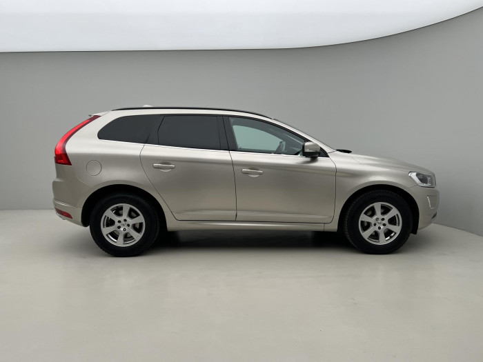 Volvo XC60 D4 AWD MOMENTUM AUT 2.4 d Momentum