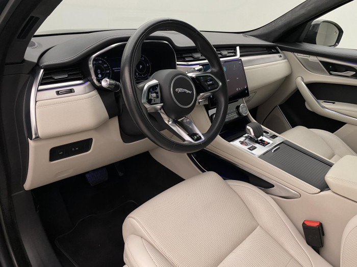 Jaguar F-Pace D300 R-DYNAMIC HSE AWD AUT CZ 3.0 d Dynamic