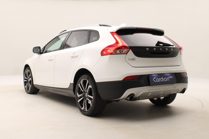 Volvo V40 CC T3 SUMMUM AUT CZ REZERVACE 1.5 CC CC Summum