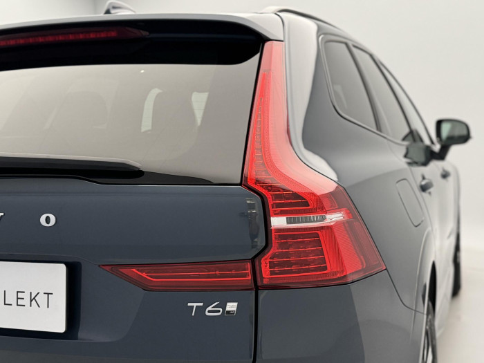 Volvo XC60 T6 AWD RECHARGE PLUS DARK