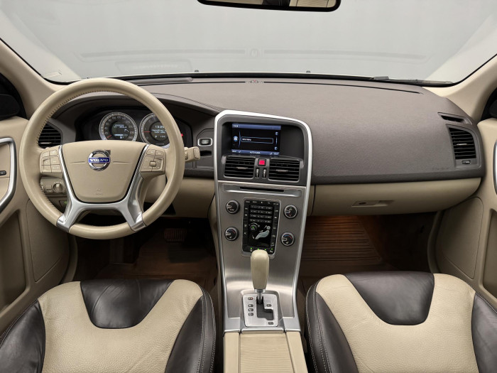 Volvo XC60 D3 AWD SUMMUM AUT CZ 2.4 d Summum