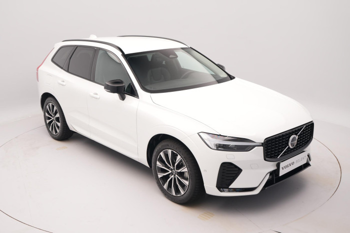 Volvo XC60 B5 AWD PLUS DARK AUT REZERVACE