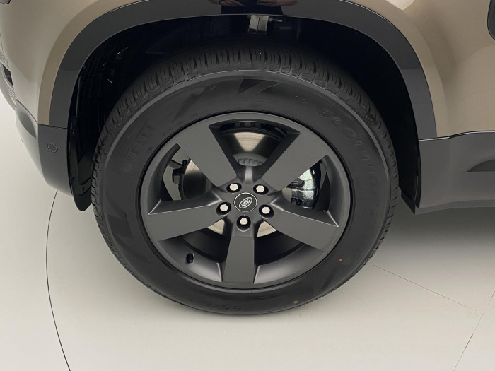 Land Rover Defender 110 D250 X-DYNAMIC SE AWD AUT 3.0 d Dynamic SE