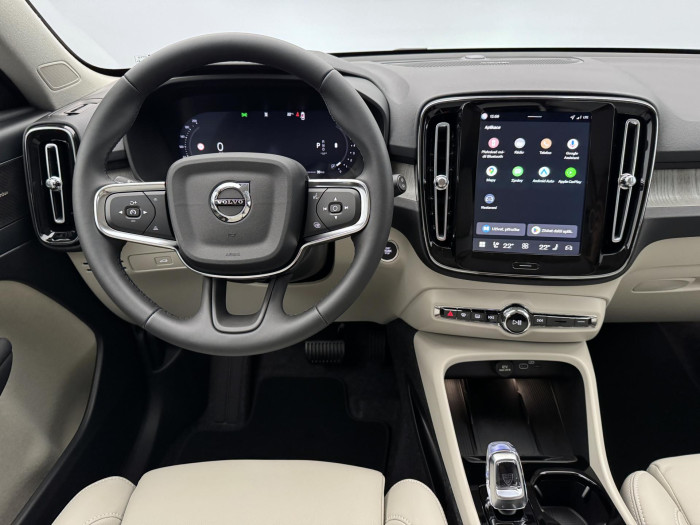 Volvo XC40 B4 AUT DARK ULTRA