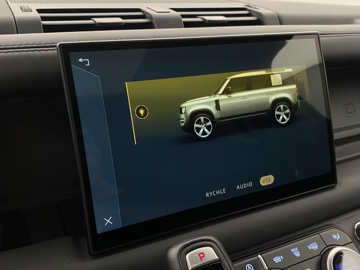 Land Rover Defender 110 D300 X-DYNAMIC HSE AWD AUT 3.0 d Dynamic