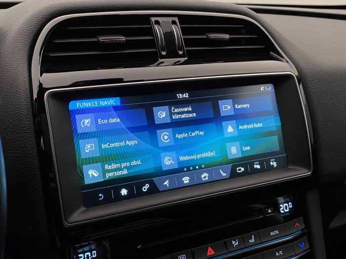 Jaguar F-Pace 30d S AWD AUT CZ REZERVACE 3.0 d