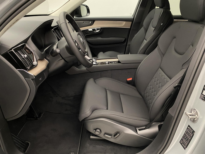 Volvo XC90 B5 AWD AUT DARK PLUS 7míst