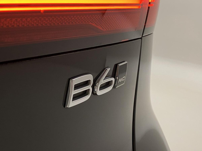 Volvo V90 B6 AWD R-DESIGN AUT 1.maj.