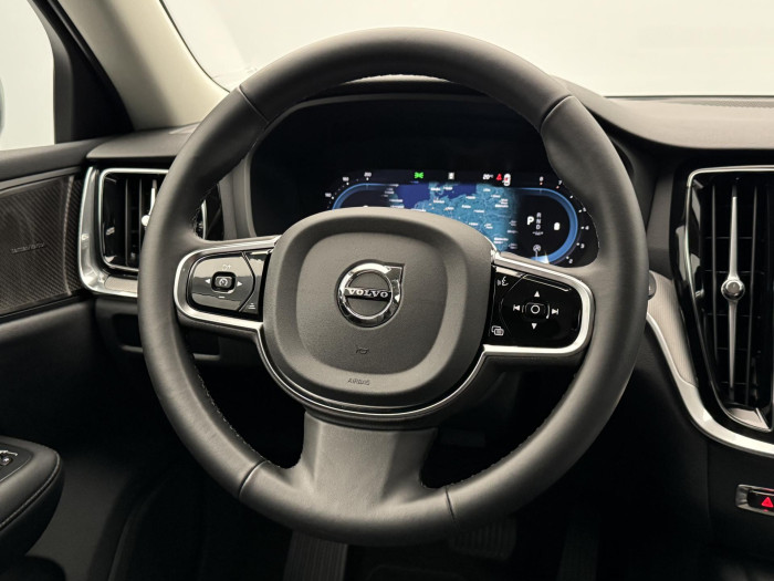 Volvo V60 CC B5 AWD PLUS