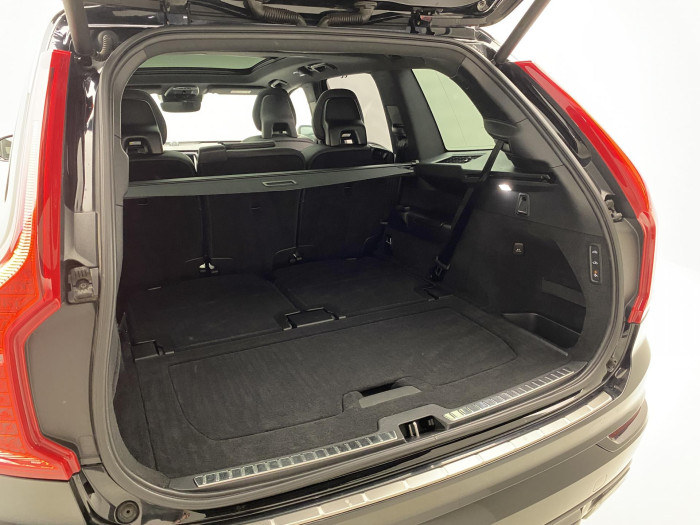 Volvo XC90 B5 AWD R-DESIGN AUT CZ