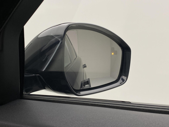 Land Rover Range Rover Velar D200 DYNAMIC SE AWD AUT 2.0 d Dynamic SE