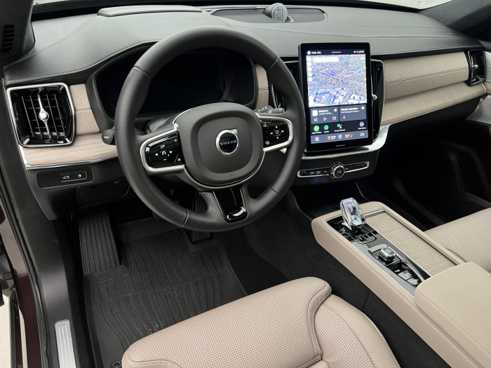 Volvo XC90 T8 AWD RECHARGE ULTRA BRIGHT