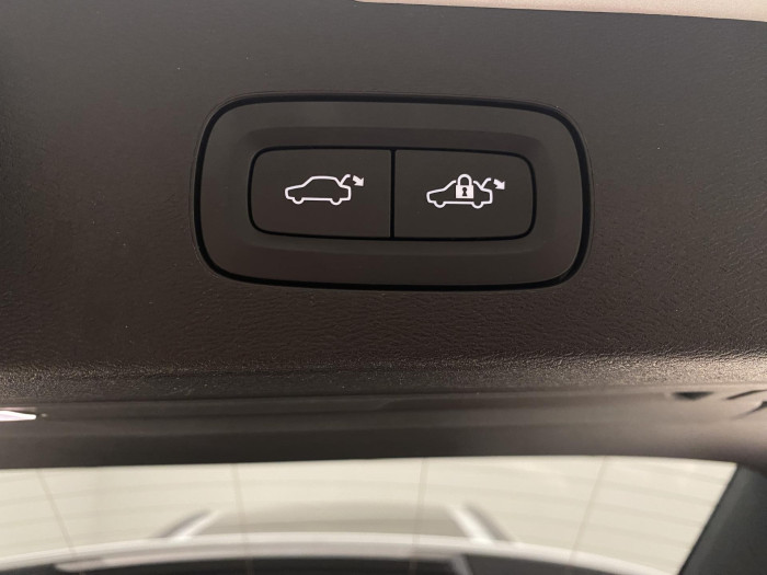 Volvo V60 B4 R-DESIGN AUT