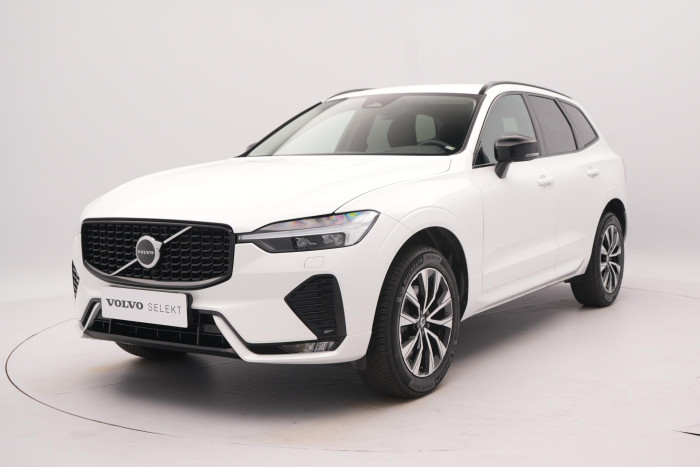Volvo XC60 B4 AWD DARK PLUS REZERVACE