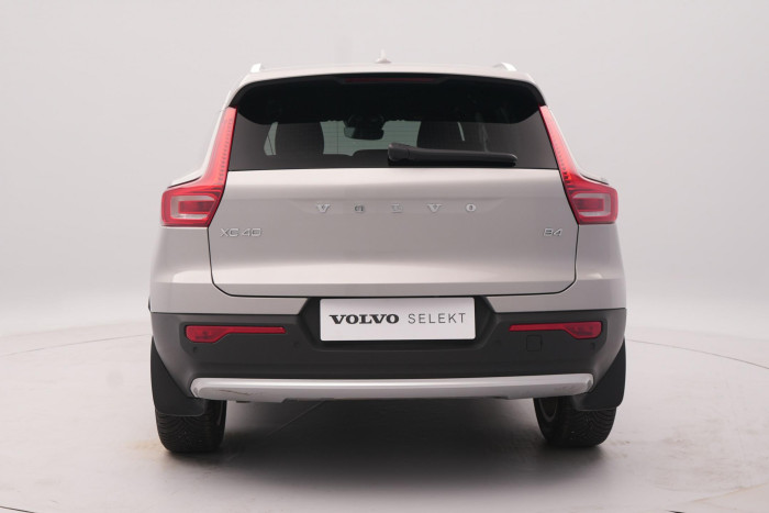 Volvo XC40 B4 CORE AUT 1. MAJ