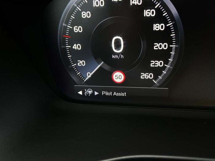 Volvo XC40 B4 MOMENTUM Aut 1.maj. 2.0 Momentum